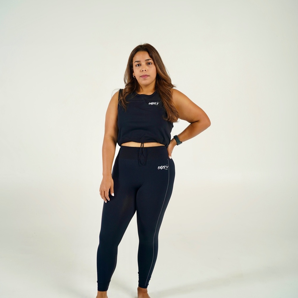 Seamless Set (2pc) - Picture 2 of 5